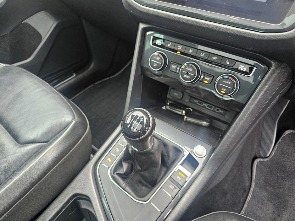 2020 Volkswagen Tiguan HIGHLINE 2.0 TDI MANUAL 6SPEED FWD 150HP 5DR €27,950