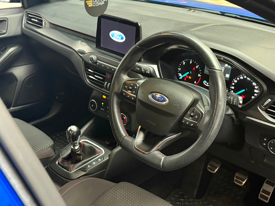 2021 Ford Focus - image 10