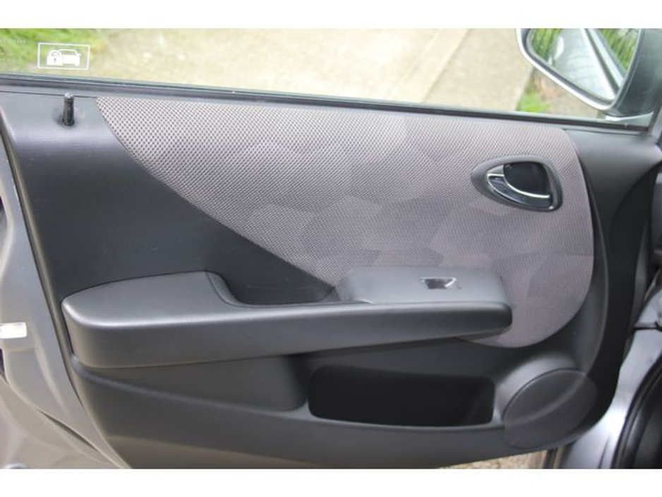 2008 Honda Jazz - image 10