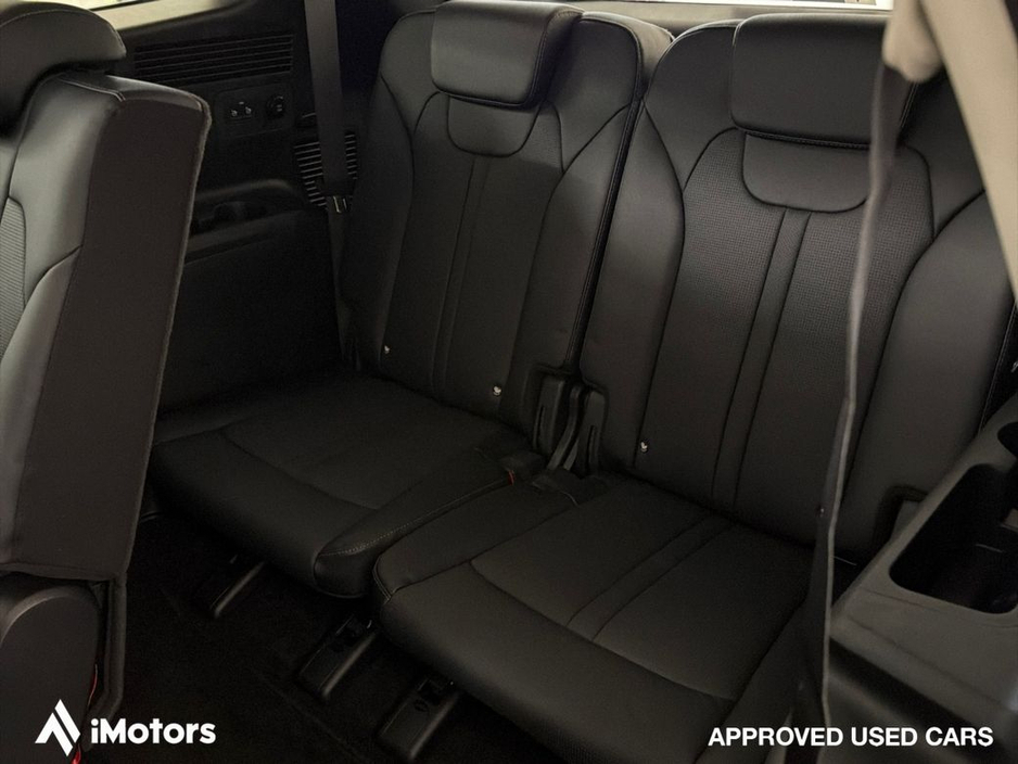 2025 Kia Sorento - image 14