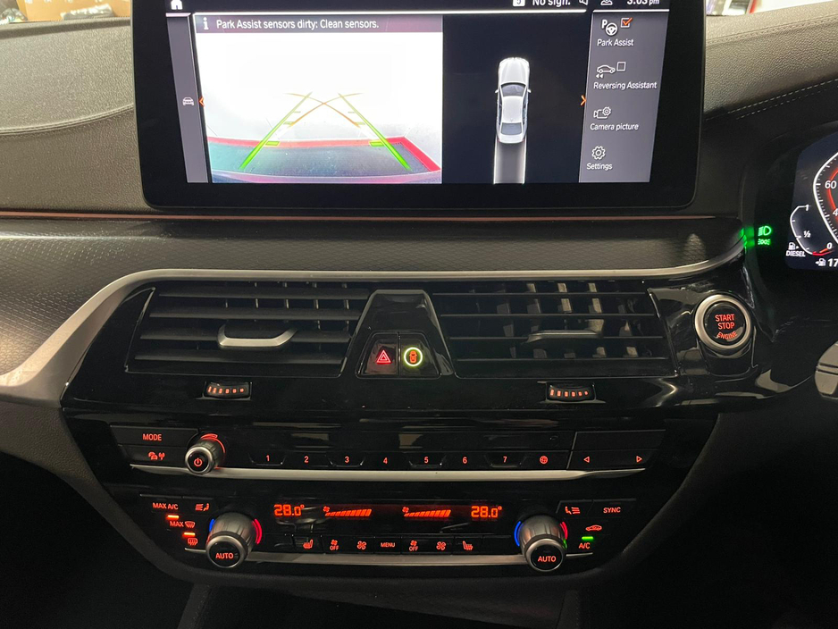 2022 BMW 5 Series - image 4