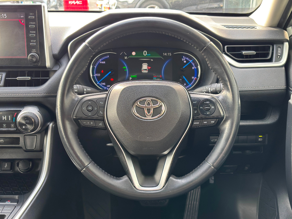 2020 Toyota Rav4 - image 13