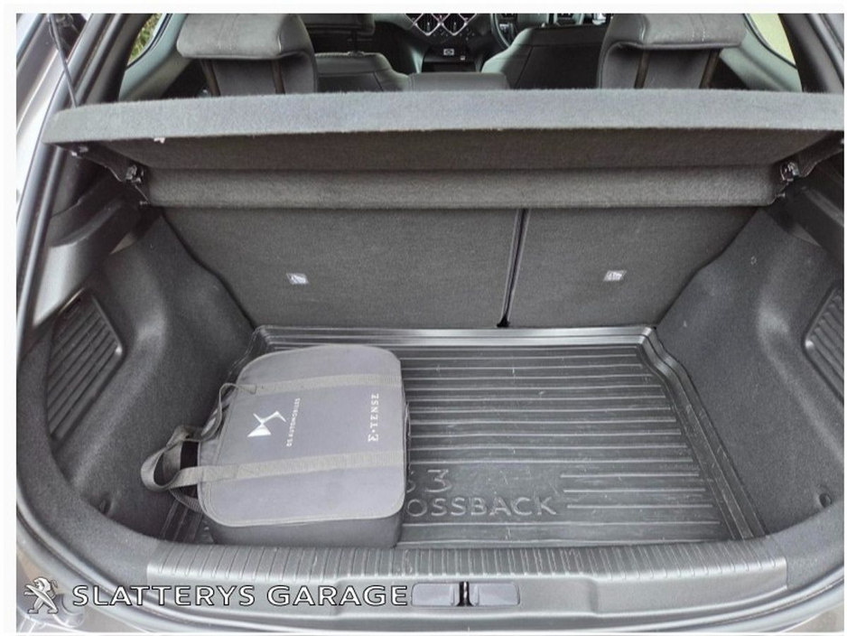 2021 DS Automobiles DS 3 - image 11