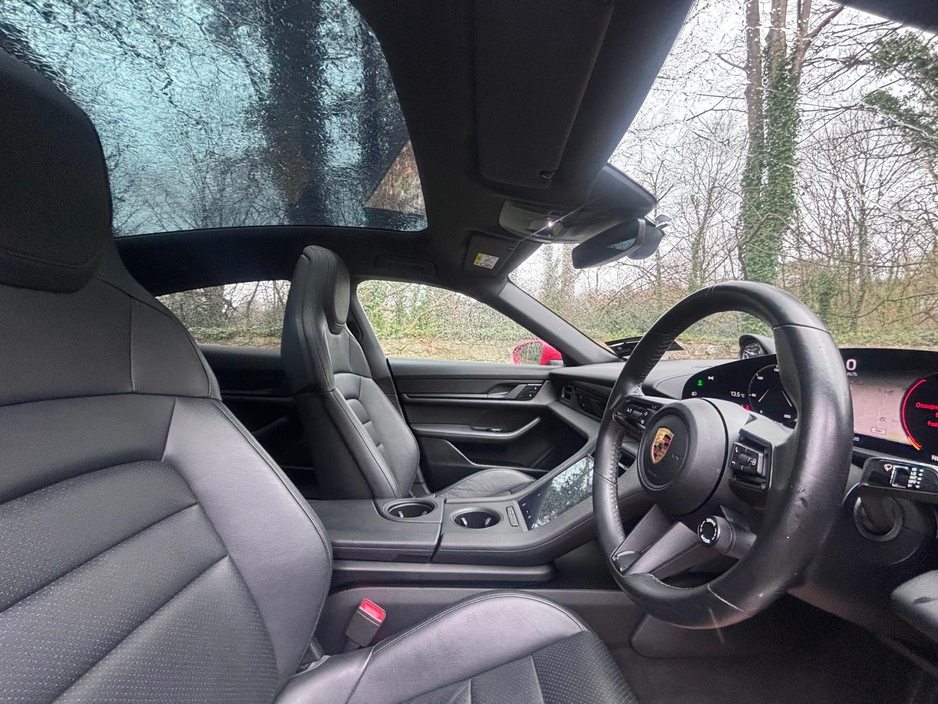 2021 Porsche Taycan - image 25