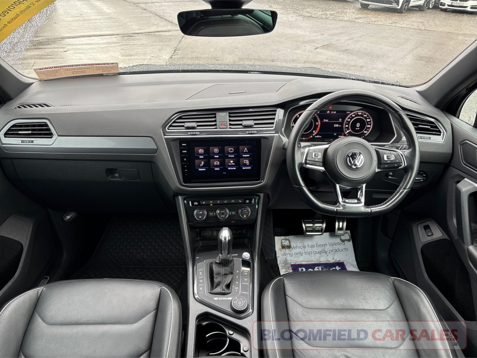 2018 Volkswagen Tiguan 4 MOTION R-LINE , DSG // PRISTINE €29,950