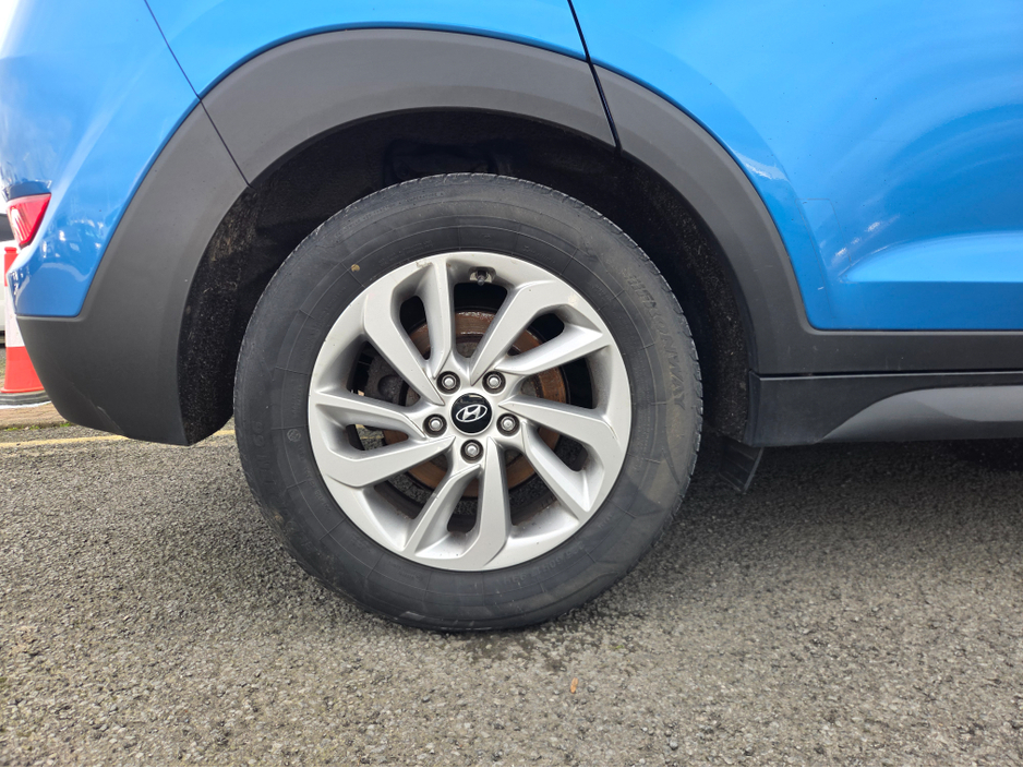 2018 Hyundai Tucson - image 6