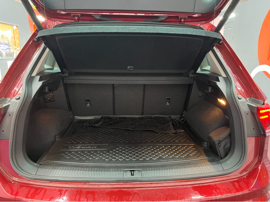 2018 Volkswagen Tiguan €23950 2018 VOLKSWAGEN TIGUAN TDI 4MOTION HIGH LINE 2.0 AUTOMATIC / CRUISE CONTROL / 360° PARKING CAMERA / HEATED SEATS / PADDLE SHIFTERS / HEATED REAR SEATS €23,950