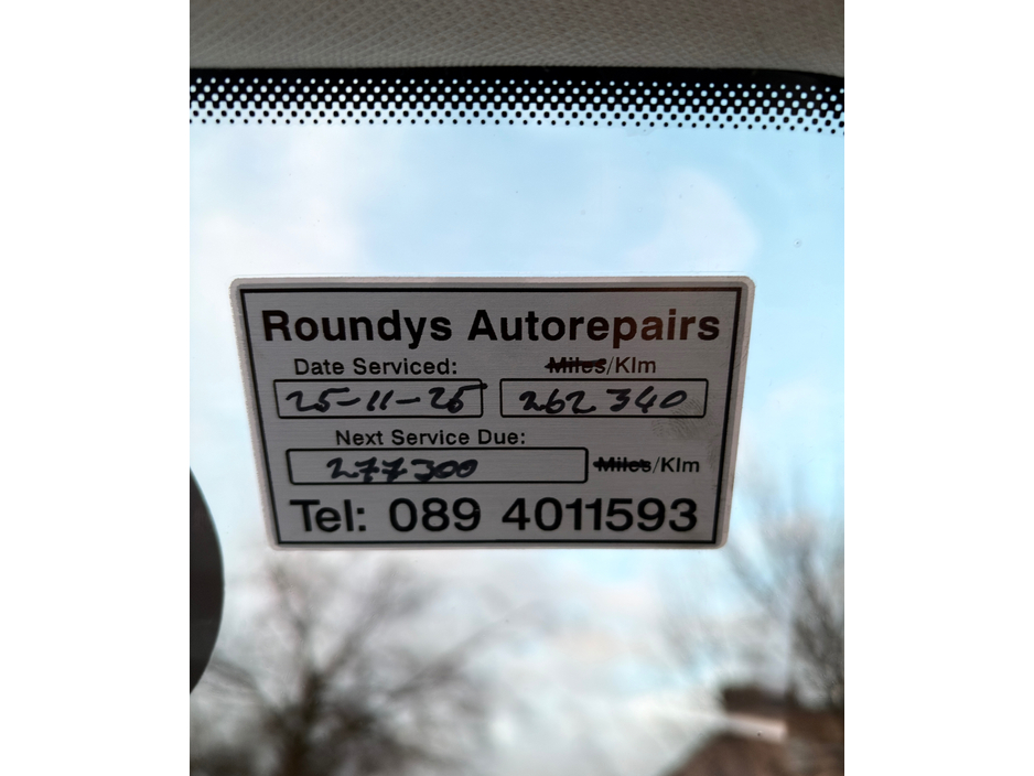 2014 Volkswagen Jetta - image 6