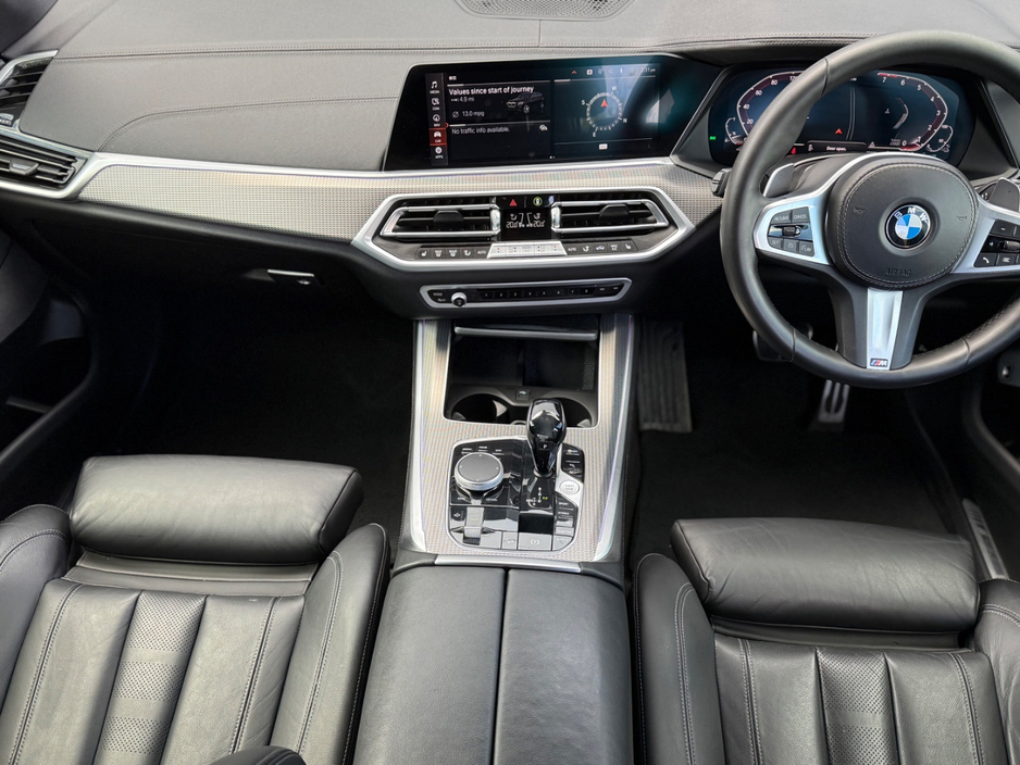 2021 BMW X5 - image 18