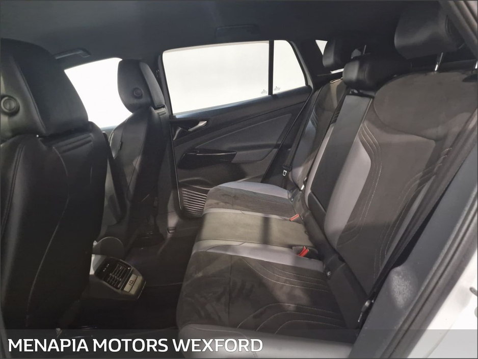 2022 Volkswagen ID.4 LIFE 77kWh 204HP €19,995