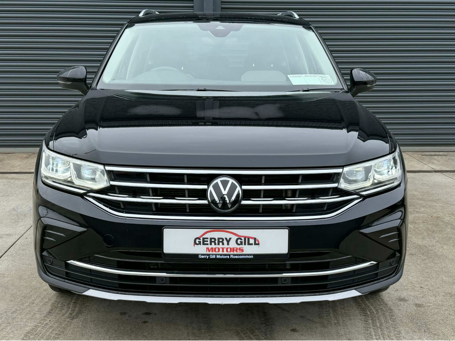 2023 Volkswagen Tiguan ELEGANCE 2.0 TDI MANUAL 6SPEED FWD 150BHP €39,450