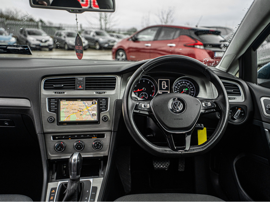2016 Volkswagen Golf 2016 VW Golf 1.4tsi Auto/High spec/1yr warranty €12,888