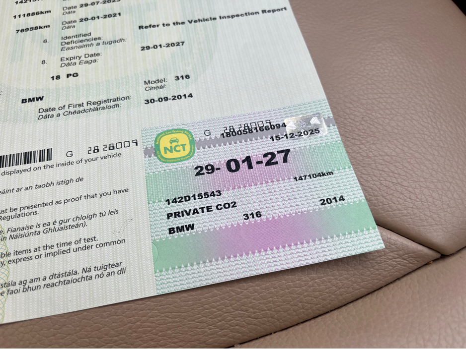 2014 BMW 3 Series - image 22