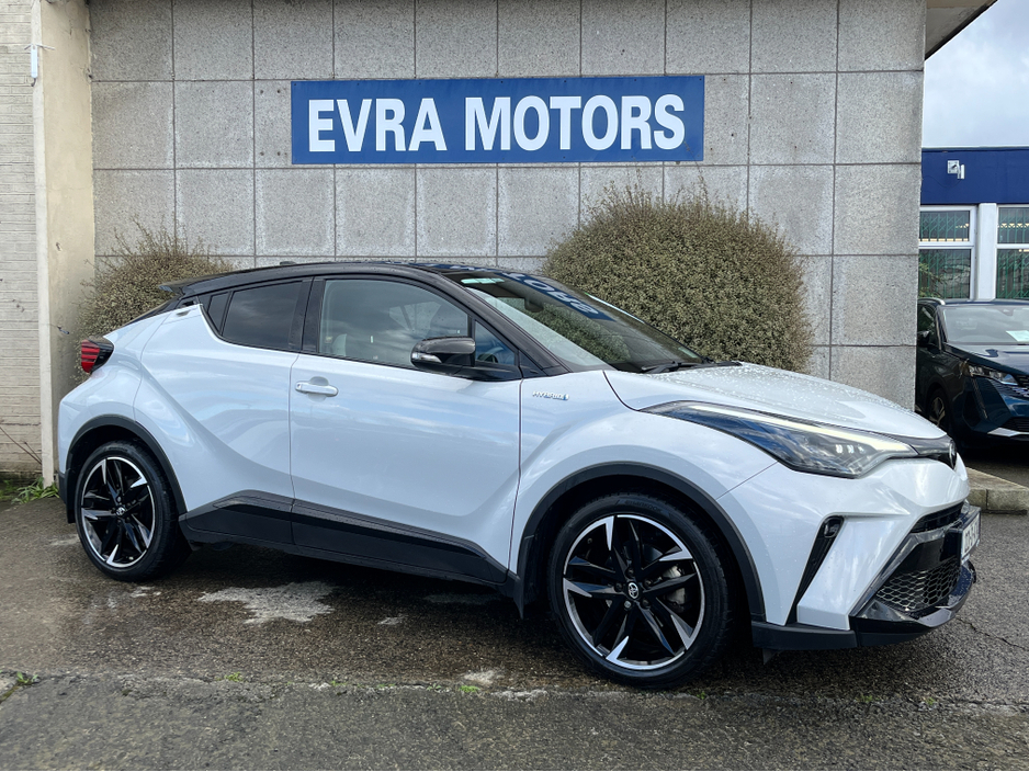 2022 Toyota C-HR - image 3