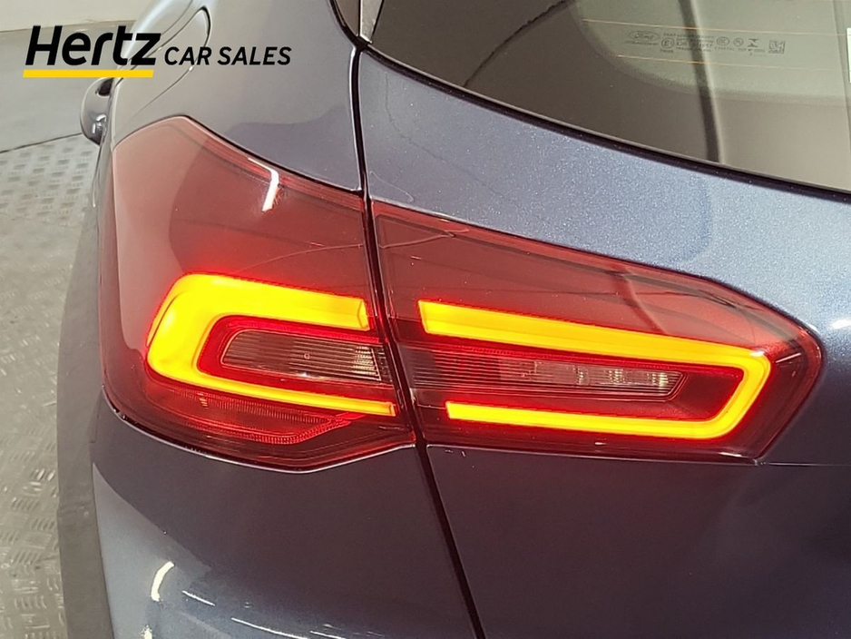 2023 Ford Focus - image 8