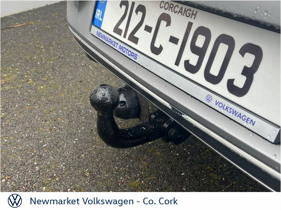 2021 Volkswagen Passat - image 23