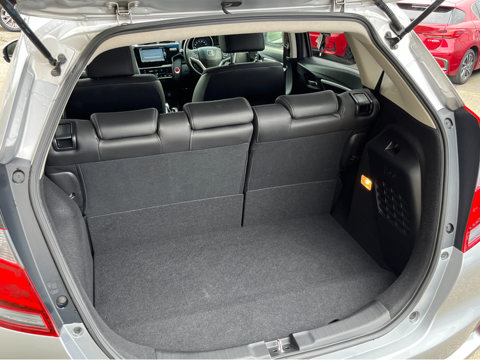 2018 Honda Fit - image 8