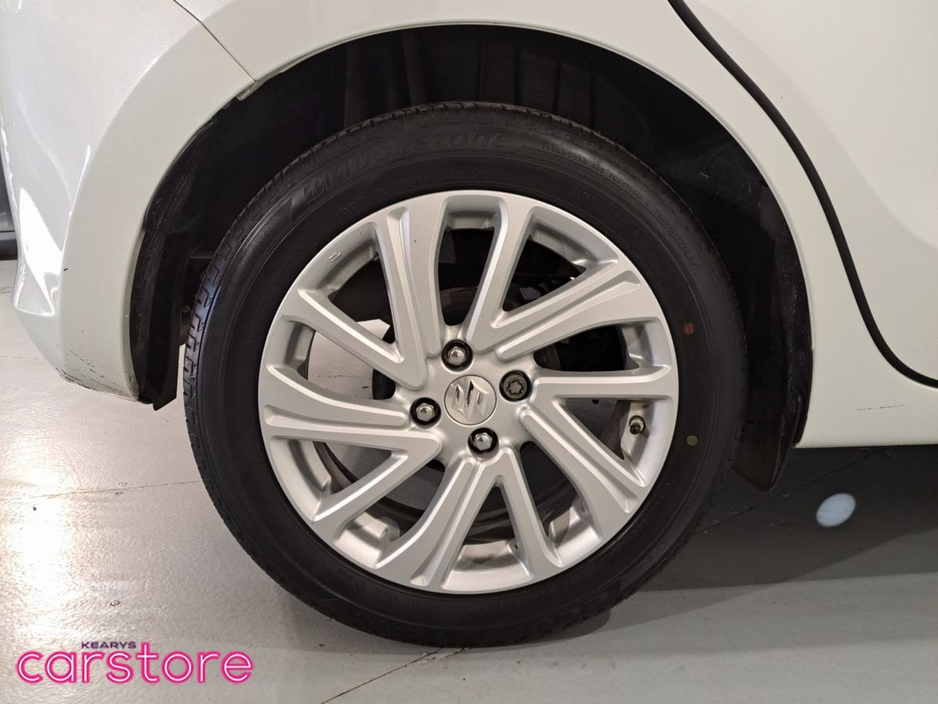 2021 Suzuki Swift 1.2 SZ-T Hybrid Dualjet MT €16,880