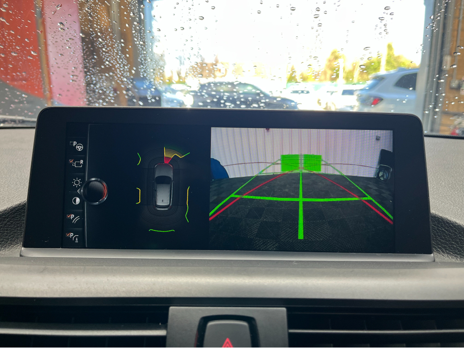 2017 BMW 1 Series - image 18