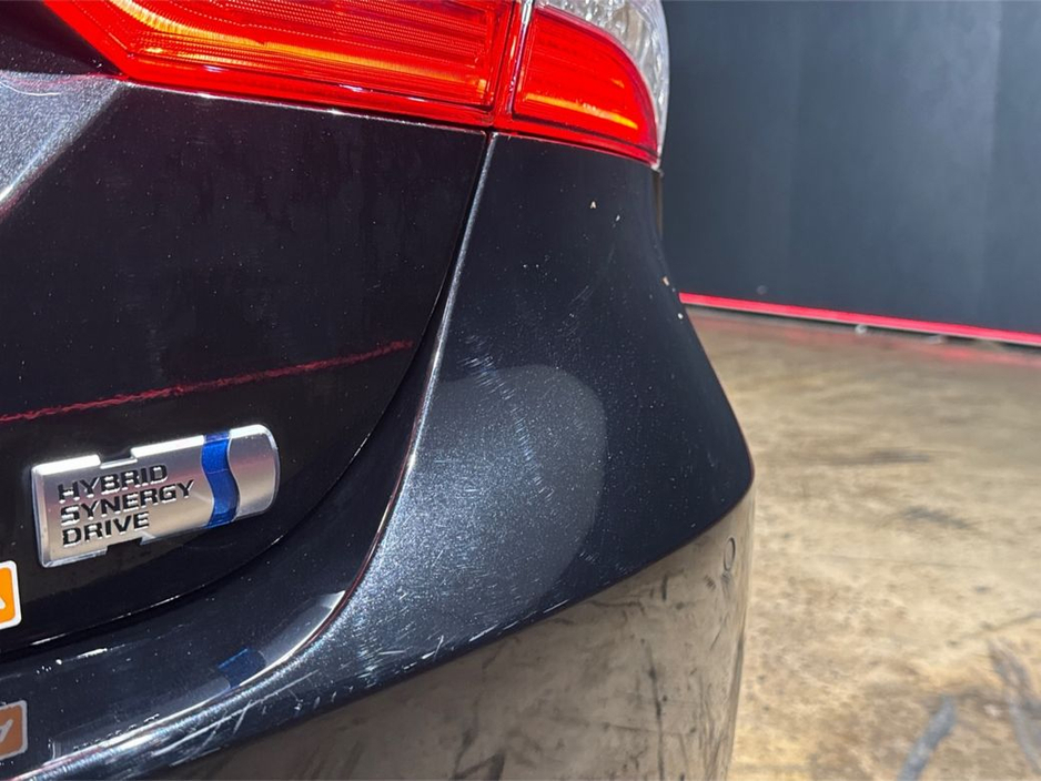 2021 Toyota Camry WS BLACK EDITION - HYBRID - 18'' ALLOY WHEELS - RED LEATHER INTERIOR - ELECTRIC SEATS - REAR CAMERA €26,950