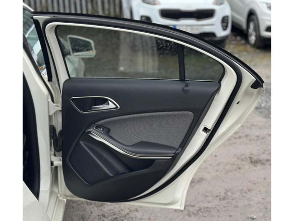 2016 Mercedes-Benz A Class - image 11