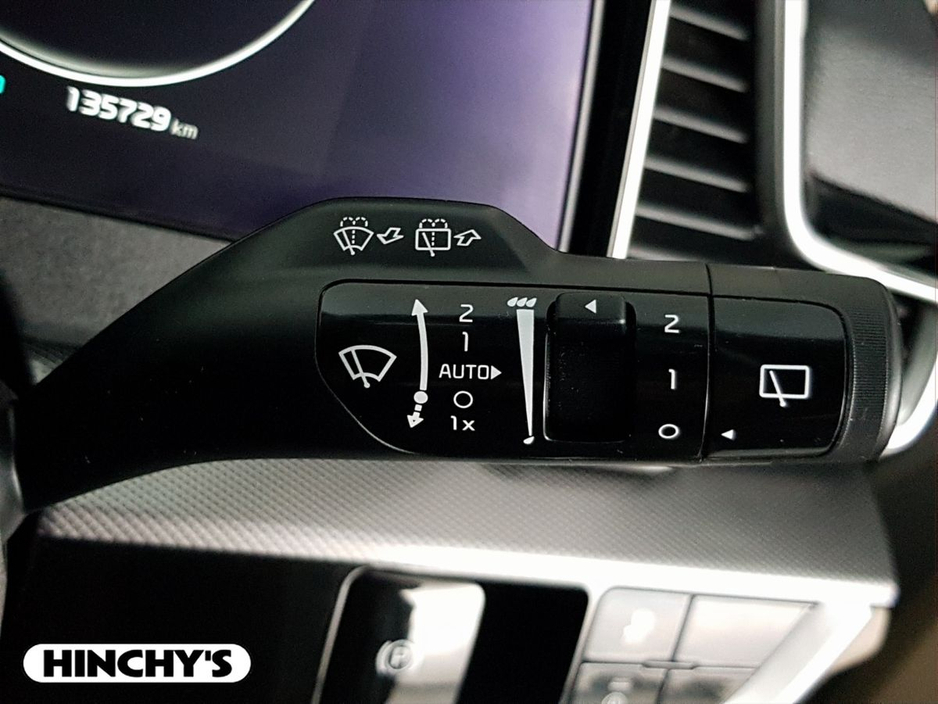 2022 Kia Sportage - image 23