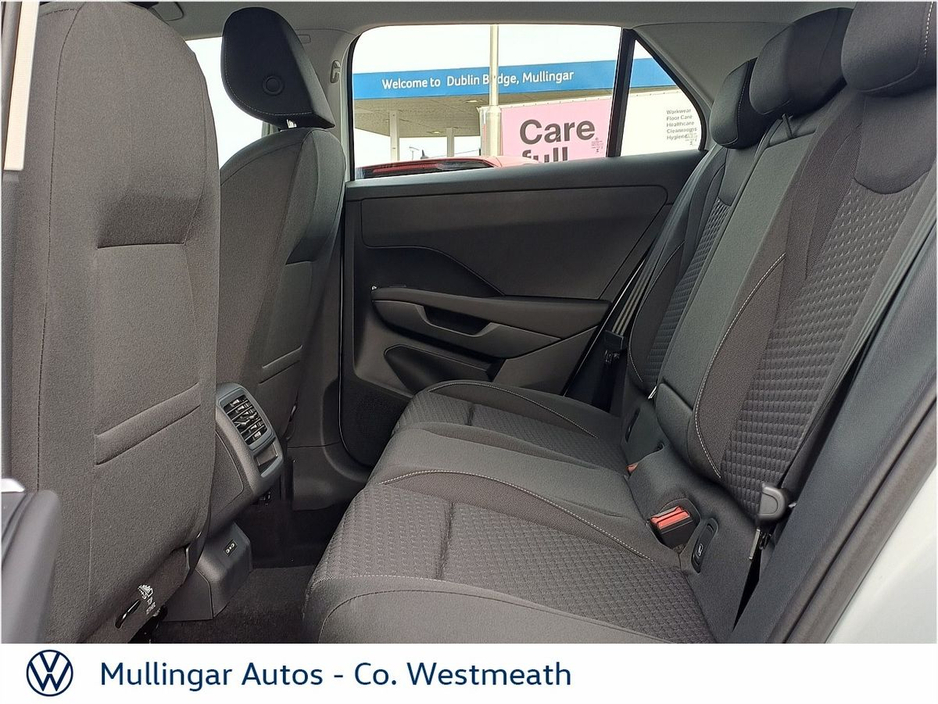 2026 Volkswagen T-Roc - image 7