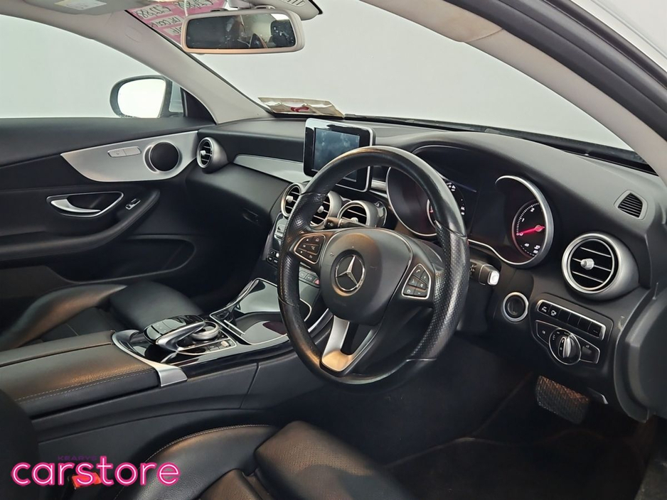 2016 Mercedes-Benz C Class - image 9