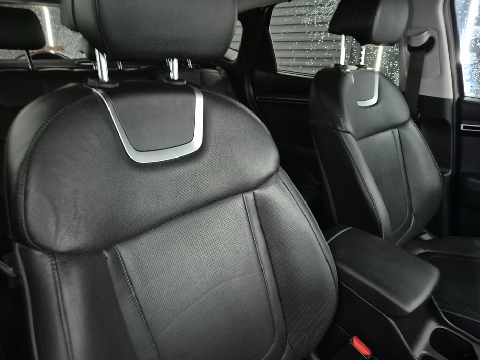 2022 Hyundai Tucson - image 12