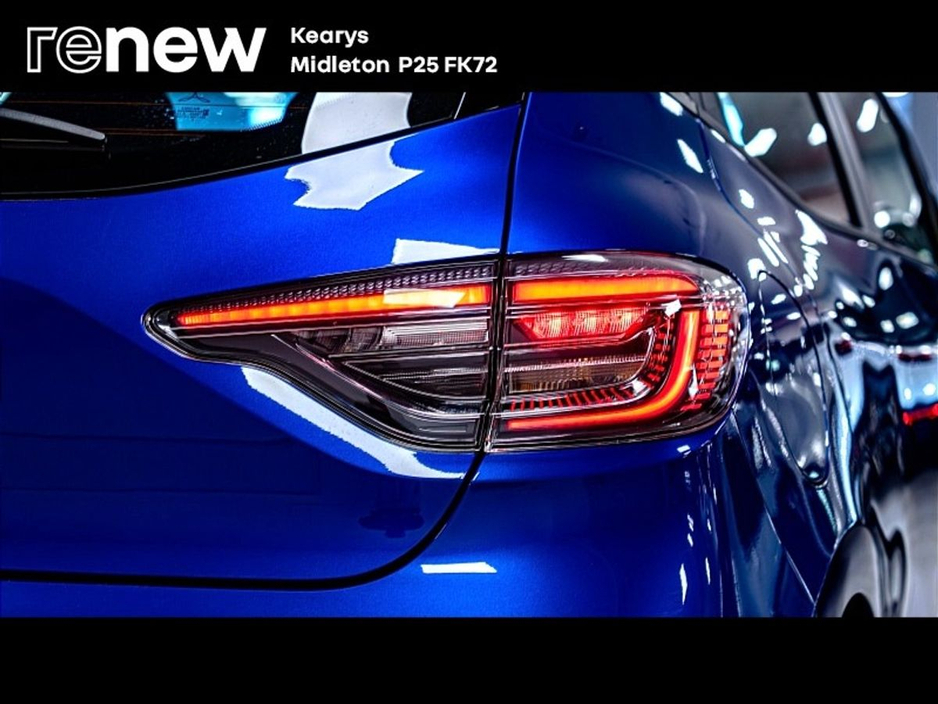 2025 Renault Clio - image 16