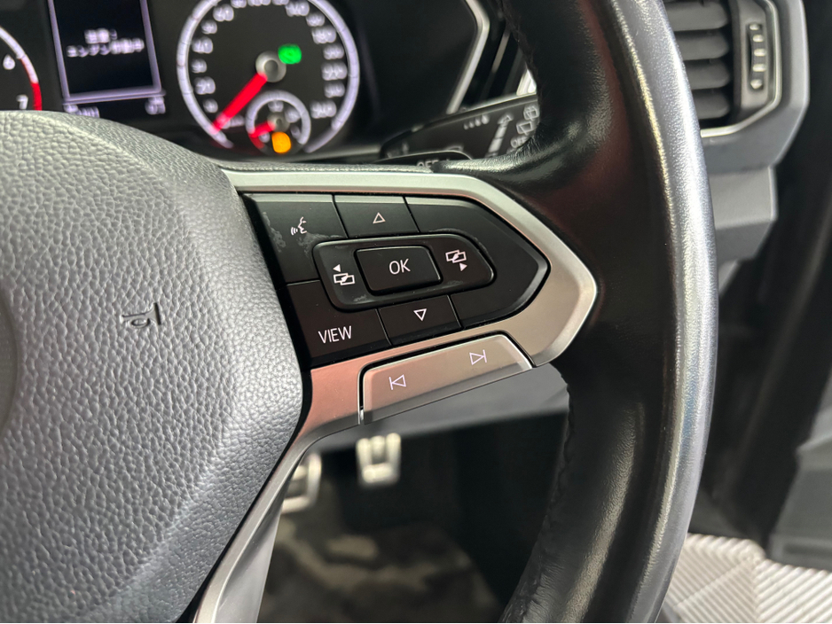 2020 Volkswagen T-Cross - image 8