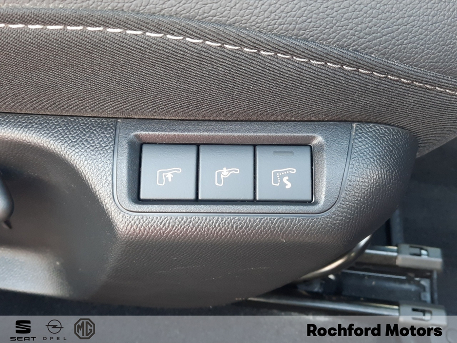 2023 Opel Mokka - image 23