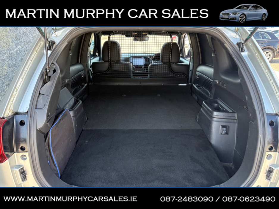 2020 Mitsubishi Outlander - image 15