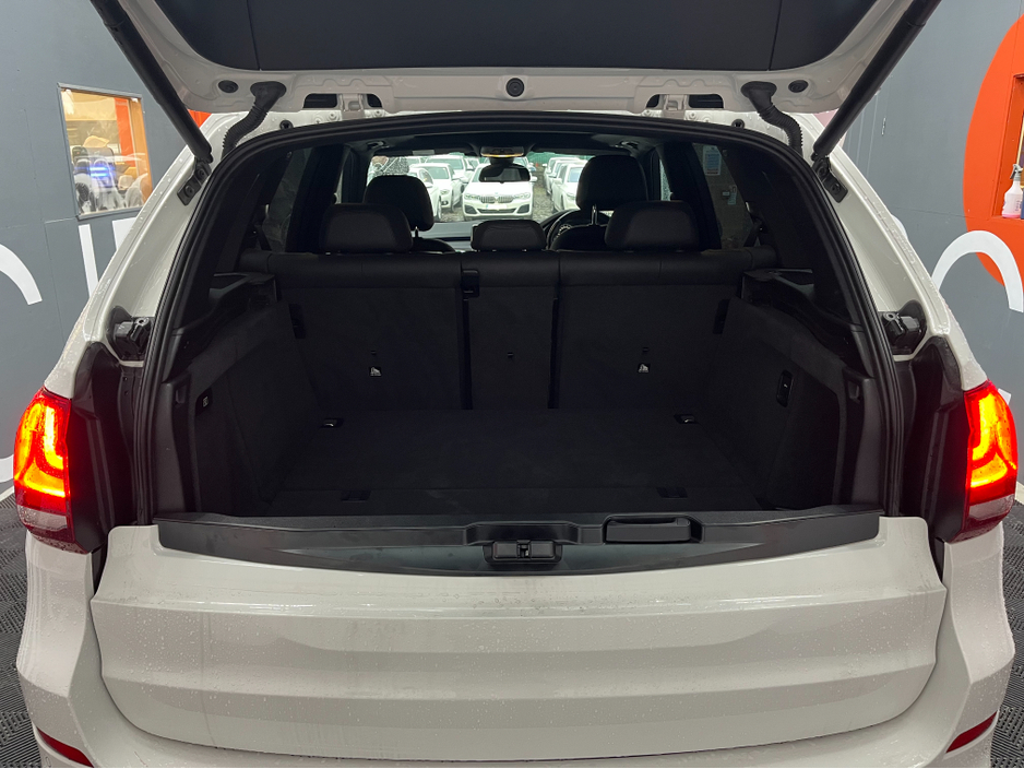 2016 BMW X5 €29950! 2016 BMW X5 XDRIVE 40E M-SPORT 2.0 AUTOMATIC / CRUISE CONTROL / REVERSE CAMERA / ELECTRIC MEMORY & HEATED SEATS / PADDLE SHIFTERS / PANORAMIC SUNROOF / HEATED REAR SEATS €29,950