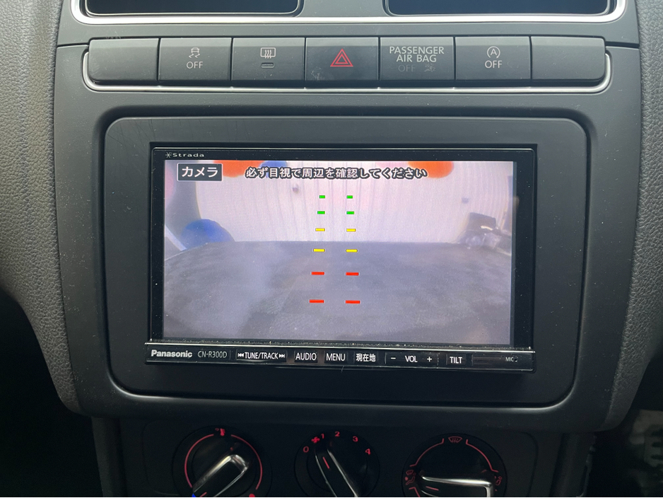 2014 Volkswagen Polo - image 17