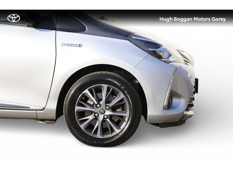 2020 Toyota Yaris - image 6