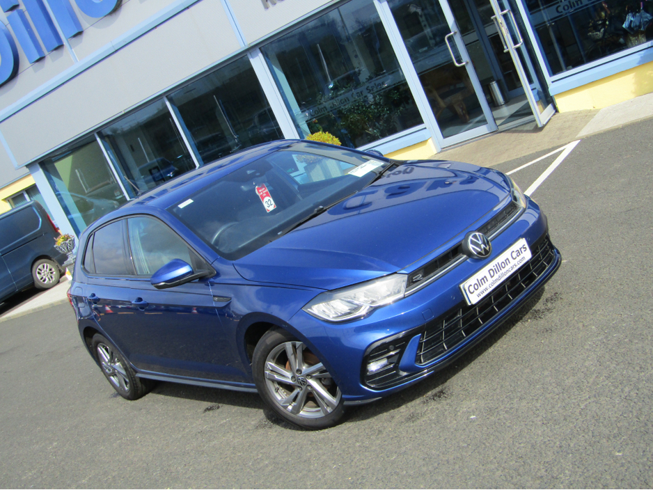 2023 Volkswagen Polo - image 2