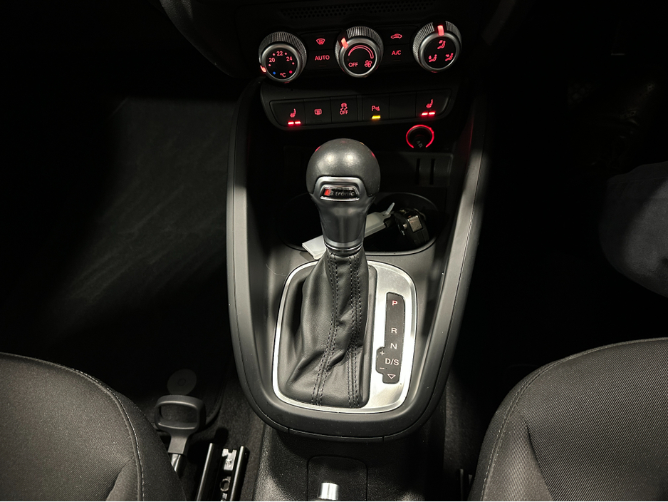 2018 Audi A1 (182) A1 S LINE 1.0TFSI S TRONIC LOW KMS VW/AUDI SPECIALISTS WWW.DENISDARCYCARS.IE €18,950