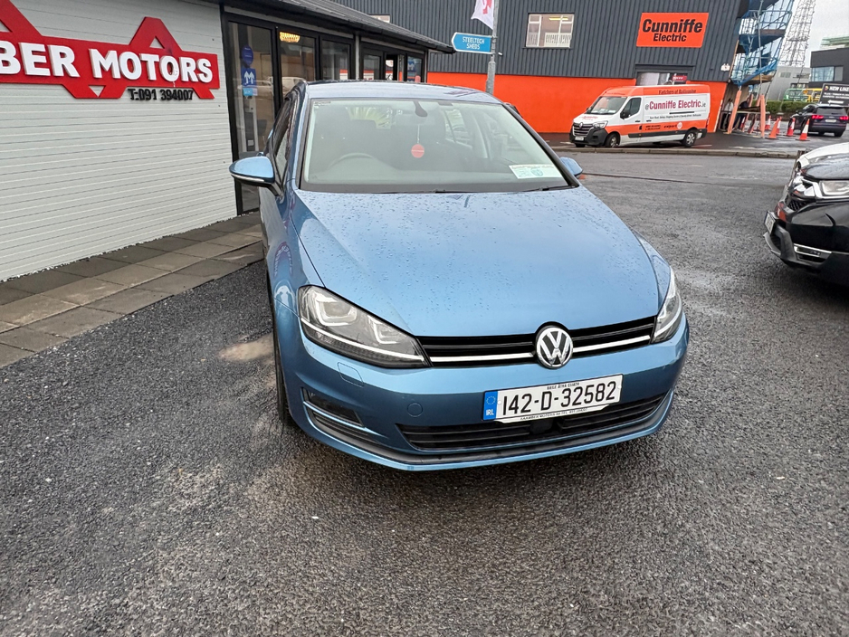 2014 Volkswagen Golf - image 14