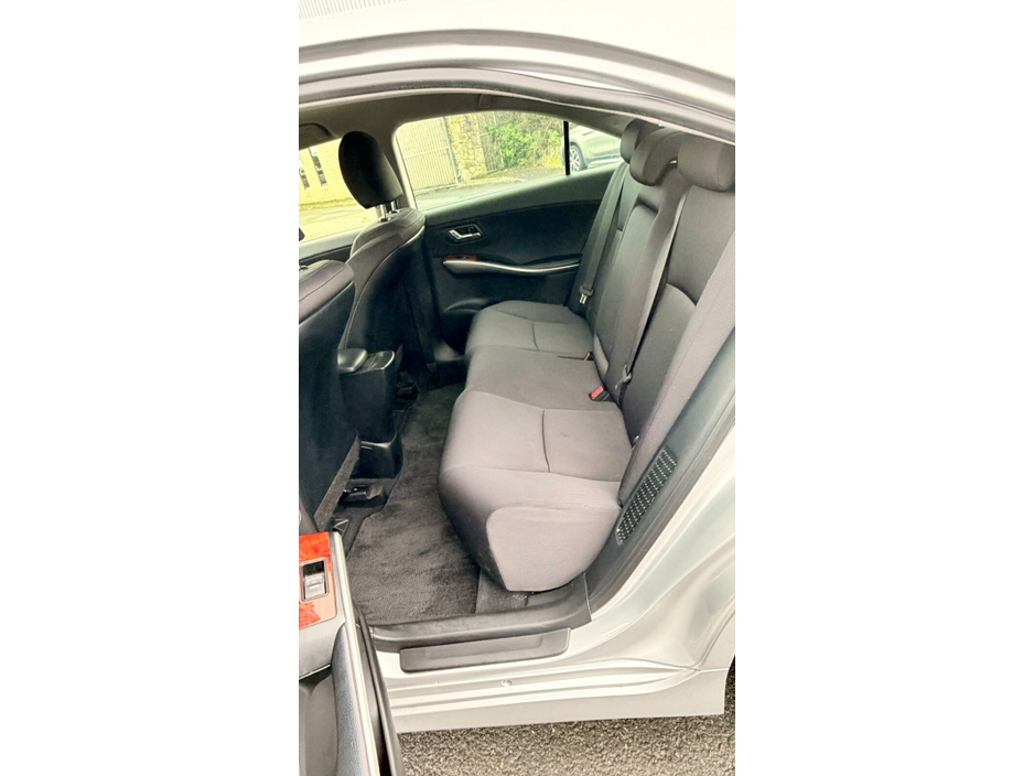 2012 Toyota Sai  €9,000