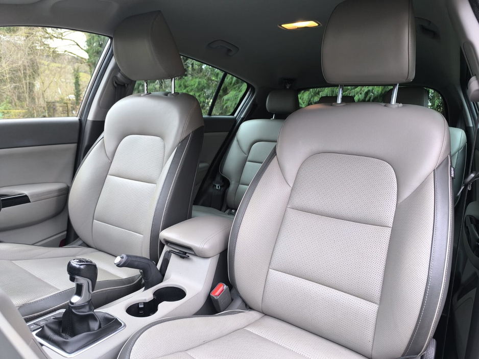 2018 Kia Sportage - image 19