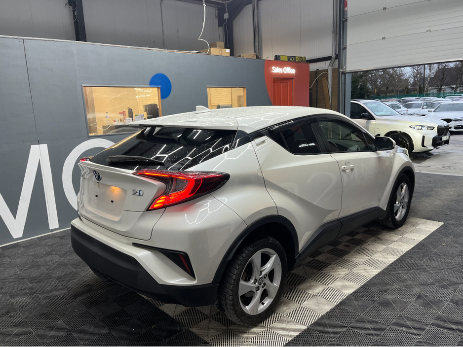 2019 Toyota C-HR €18950! 2019 TOYOTA C-HR S LED PACKAGE 1.8 AUTOMATIC / CRUISE CONTROL / REVERSE CAMERA AND MORE €18,950
