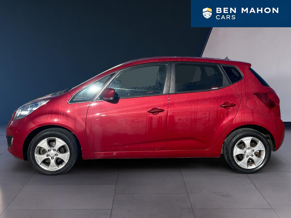 2014 Kia Venga - image 2