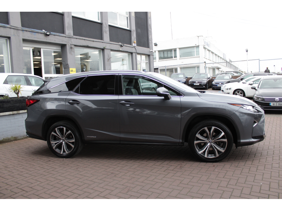 2019 Lexus RX 450hL - image 3