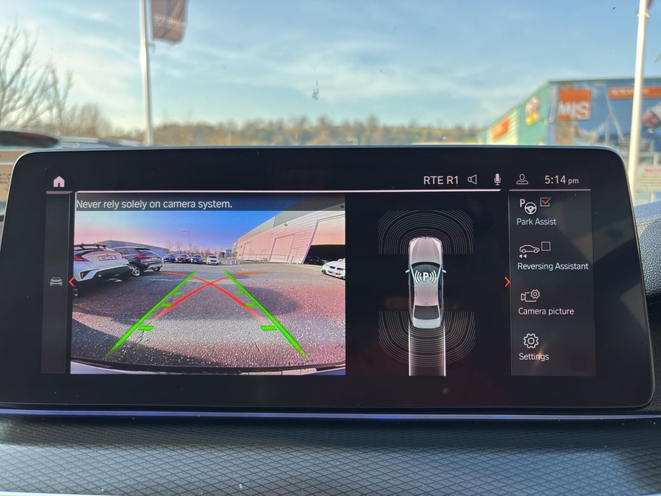 2022 BMW 5 Series - image 16