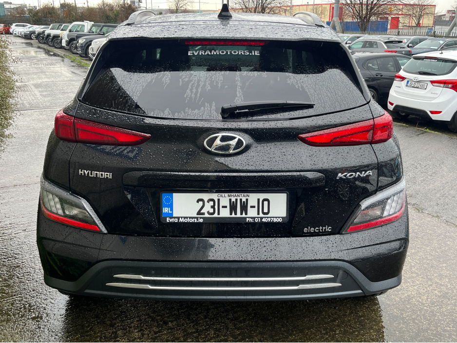 2023 Hyundai Kona KAUAI PREMIUM 64KWH EV //FULL LEATHER//HEATED SEATS AND STEERING WHEEL//REVERSE CAMERA//SAT NAV//KRELL SOUND SYSTEM// €23,950