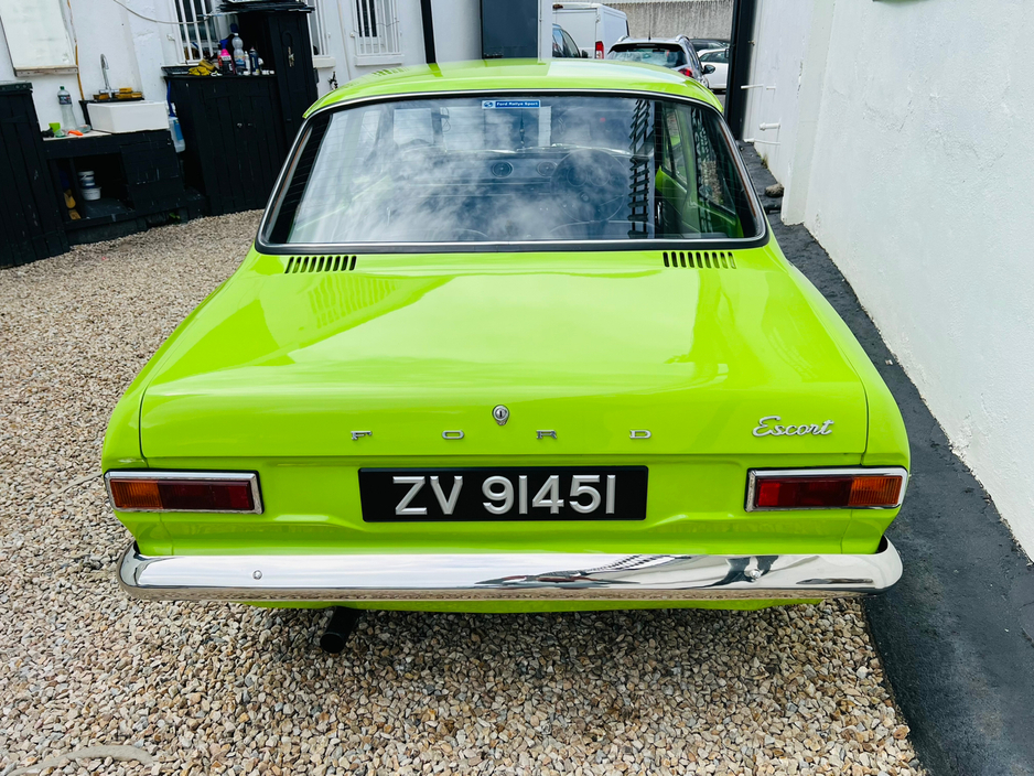 1974 Ford Escort - image 3