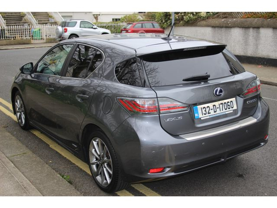 2013 Lexus CT 200 h - image 7