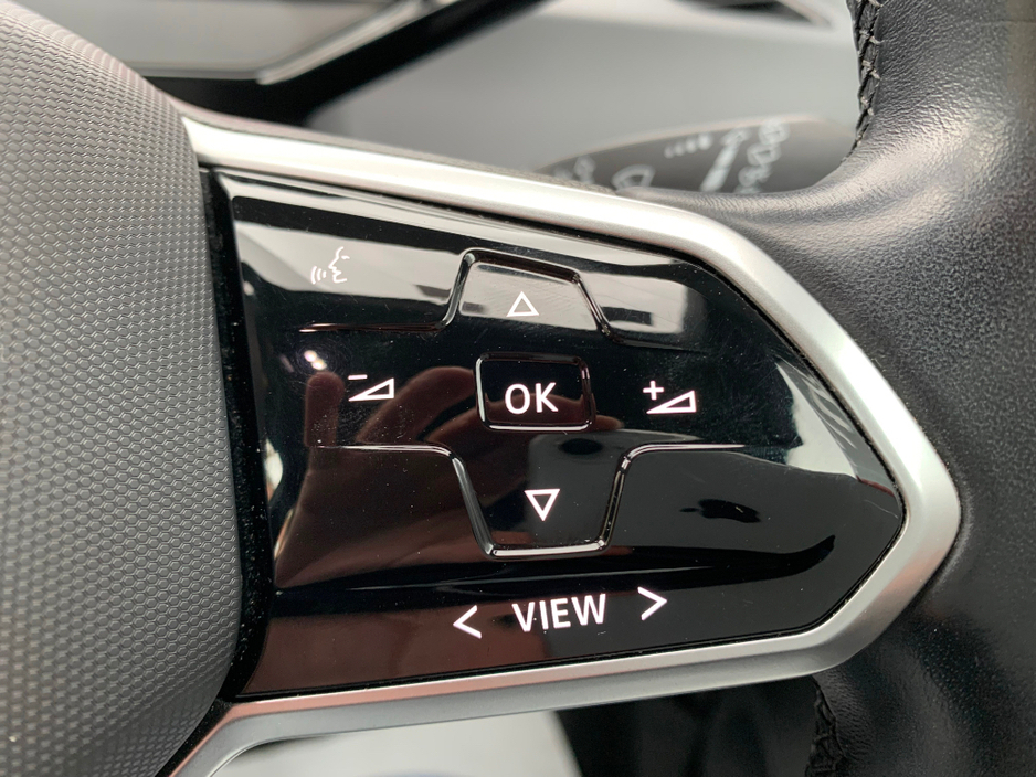 2021 Volkswagen ID.3 - image 23