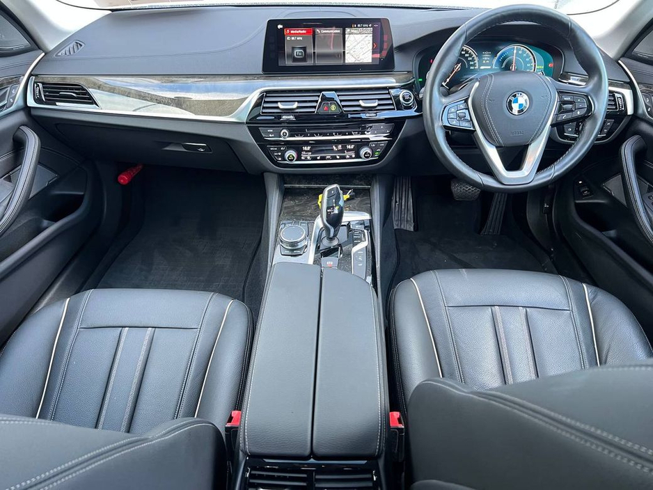 2018 BMW 5 Series 530e LUXURY LINE 2.0 HYBRID // FULL SERVICE HISTORY/ /TILT & SLIDE SUNROOF // HARMAN/KARDON €24,900